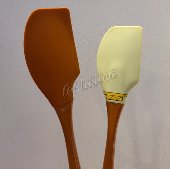 DISNEY PARKS LUMIERE & COGSWORTH SPATULA - Picture 3 of 4